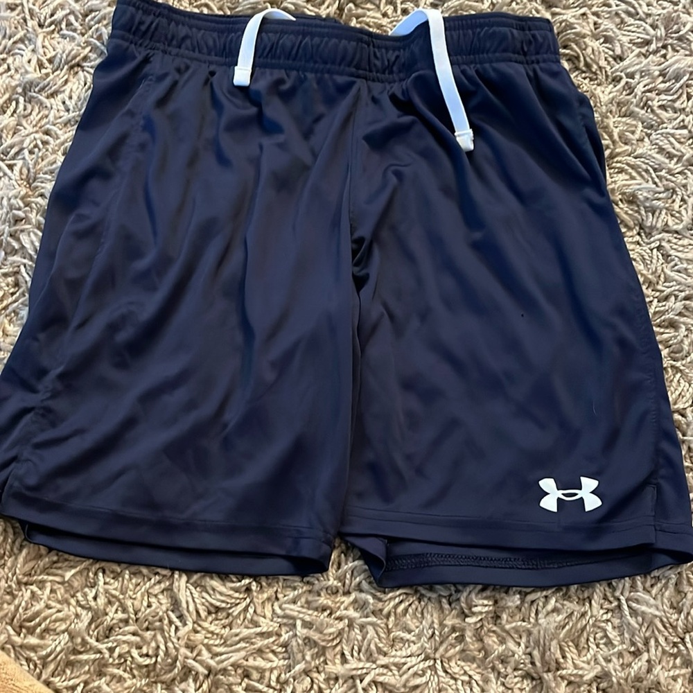 Boys Under Armour short